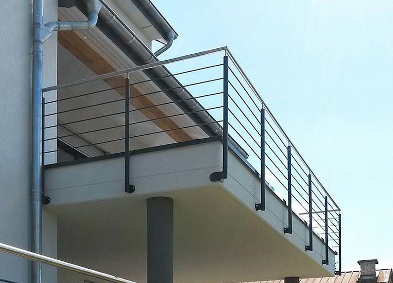 Geländer und Sichtschutz - Außensanierung
