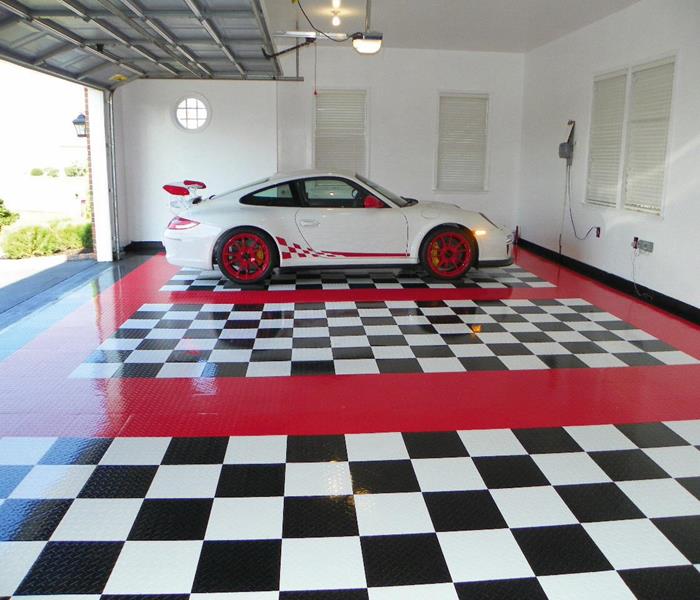 Garagen- & Industrieböden - Professionelle Innensanierung